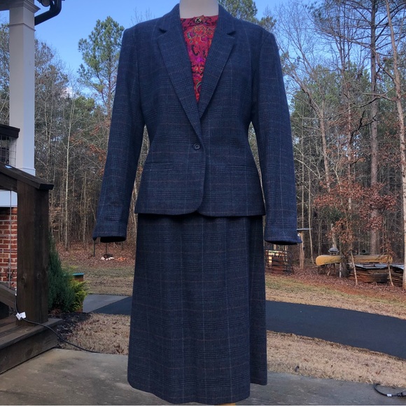 Vintage JH Collectibles skirt set suit - Picture 5 of 16